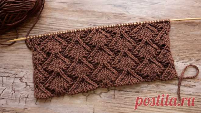 Узор «Еловые ветки» спицами 🌲 «Fir branches » knitting pattern Узор слегка ажурный выполнен спицами и повторяет контуры нарисованной елки 🙃Набрать количество петель кратно 18+1+2 петли.Вязать по схеме: http://prjaga.ru/...