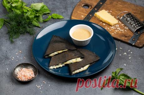 Начинка для блинов ветчина с сыром
Ингредиенты:
на 2 порции (по 2 блинчика)
Ветчина — 150 г
Сыр твердый — 150 г
Базилик зеленый свежий — по вкусу
Укроп свежий — по вкусу.
Начинки для блинчиков фаршированных #еда #рецепты #вкусноипросто #быстрыерецепты #блины #выпечка #наскоруюруку