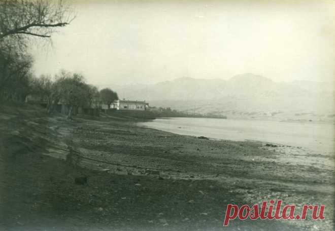 0_52136_102dd725_orig (1948×1347)