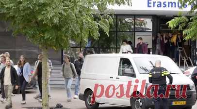 NOS: два человека погибли в результате двух инцидентов со стрельбой в Роттердаме. Два человека погибли в результате двух инцидентов со стрельбой в жилом доме и в медицинском центре университета Эразма Роттердамского в нидерландском Роттердаме. Читать далее