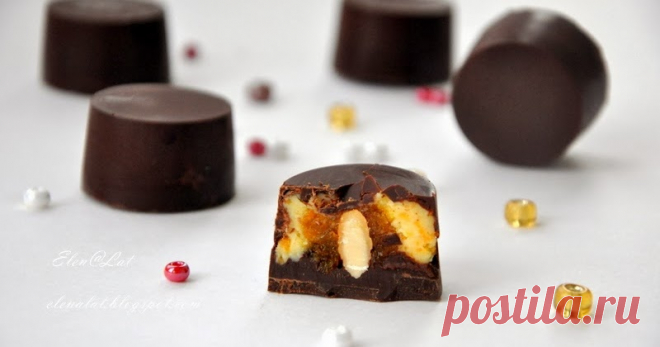 Шоколадные конфеты с тыквенным кремом, мандариновым мармеладом и миндалем        Предлагаю Вам не сложный, но безумно вкусный рецепт шоколадного лакомства.  Конфетки получились очень нежные. Вообще я не люблю молочны...