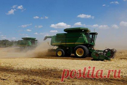 В США заявили о переговорах по расширению альтернативных маршрутов для зерна. США ведут переговоры с Турцией, Украиной и ее соседями о расширении альтернативных экспортных маршрутов для украинского зерна. Об этом сообщает The Wall Street Journal. Отмечается, что поддерживаемый США план предполагает увеличение мощности по экспорту до четырех миллионов тонн зерна в месяц через Дунай к октябрю.