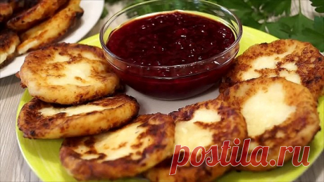 НЕЖНЫЕ СЫРНИКИ НА ЗАВТРАК