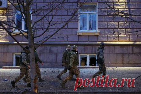 В Кирове отменили праздничные гуляния в поддержку Белгорода. Власти Кирова отменили массовые праздничные гуляния из-за трагедии в Белгороде. Об этом заявил глава администрации города Вячеслав Симаков в своем Telegram-канале. «В сложившейся ситуации принято решение отменить запланированные в Кирове развлекательные мероприятия. Прошу отнестись с пониманием», — написал он.