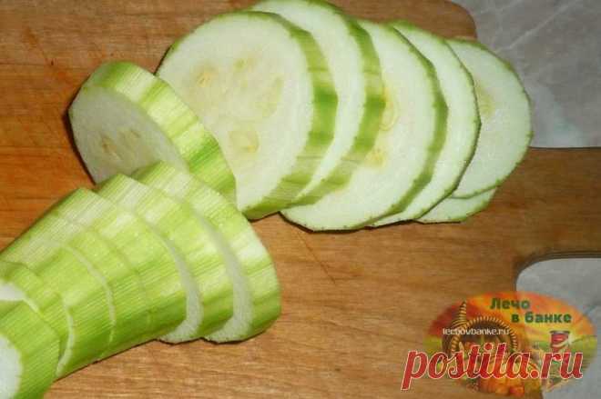 Маринованные кабачки мгновенного поедания – безумно вкусно и очень быстро!
