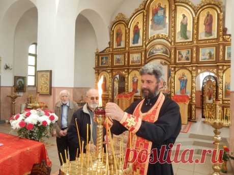 Благодатный огонь прибыл в Свято Вознесенский храм г.Красноперекопска | Новости Красноперекопска