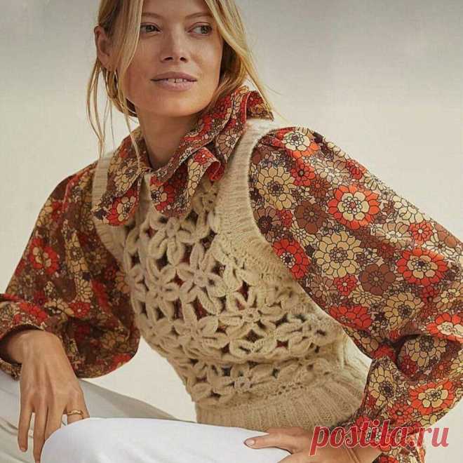 Стильный жилет крючком от Stella Pardo – Paradosik Handmade - вязание для начинающих и профессионалов Нежный молочный жилет крючком от французского бренда Stella Pardo. Простая дизайнерская вещь, которую сможет связать любая рукодельница! Описание и схемы вязания жилета крючком.