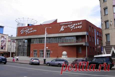 В Уфе отремонтируют три театра. В 2022 году в Уфе начнутся работы по ремонту Национального молодежного театра имени Мустая Карима, кровли Татарского театра «Нур» и фасада Башгосфилармонии имени Хусаина Ахметова. Отмечается также, что на 2022 год в регионе запланирован ремонт трех музеев, пяти школ искусств и 14 сельских домов культуры.
