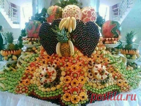 Фруктовый стол на свадьбе! Вот бы сейча / Всё за еду!