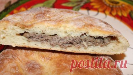 Соседка-осетинка научила меня готовить традиционный пирог с мясом. Теперь делаю только по ее рецепту