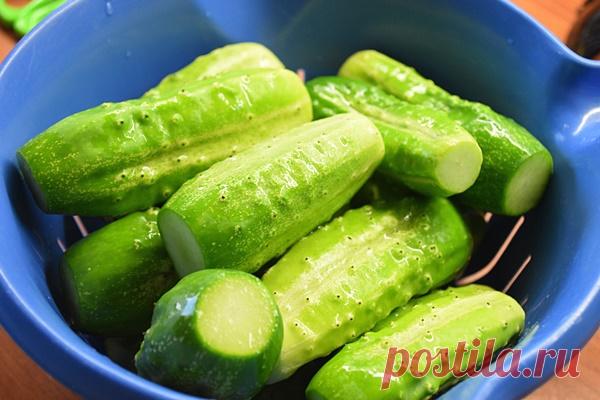 Малосольные огурчики сухой посол