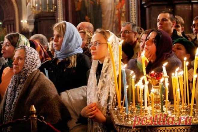 Служба в церкви: как проходит, особенности воскресной службы Люди могут испытать потребность в Боге, духовной жизни в любом возрасте и выбрать для себя любую религиозную конфессию, в зависимости от внутренних потребностей души. 
Если вы решили сделать выбор в п...
