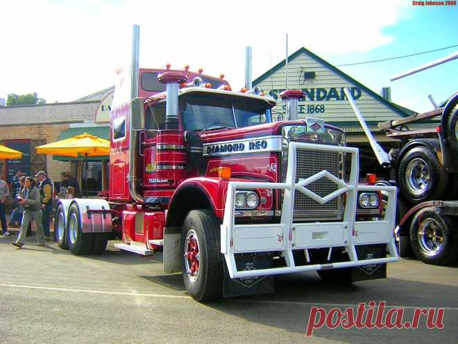ROAD TRAINS | AUSTRALIAN TRUCKS
