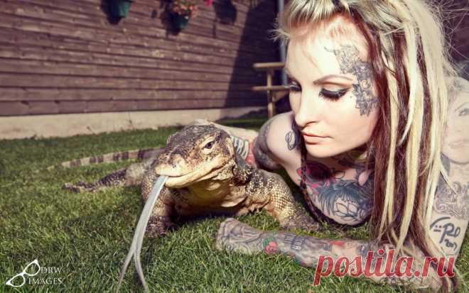 Красивые татуированные девушки (41 фото) ⭐ Забавник