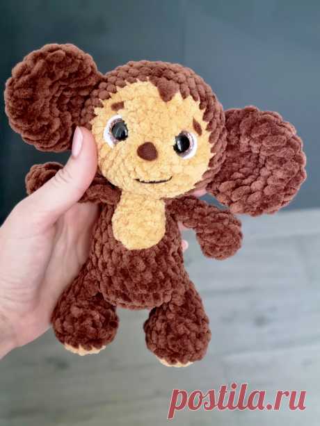 PDF Чебурашка 17 см крючком. FREE crochet pattern; Аmigurumi toy patterns. Амигуруми схемы и описания на русском. Вязаные игрушки и поделки своими руками #amimore - плюшевый Чебурашка из детского мультфильма Крокодил Гена и его друзья, персонаж из детского мультика из плюшевой пряжи.