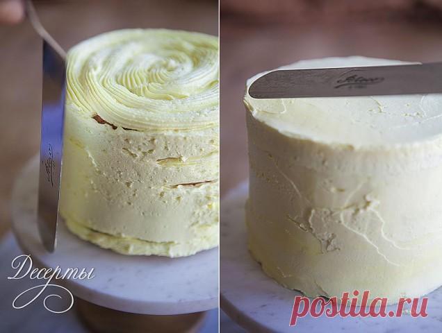 4 лучших рецепта крема: Крем Патисьер, Крем Англез, Миндальный крем, Крем Пари-Брест или крем муслин с пралине. 

1. Крем Патисьер (Crème Pâtissèrie, Pastry cream). 

Очень нежный, вкусный крем. С добавлением разных ингредиентов превращается в другие виды крема. 

Ингредиенты: 
250 мл молока 
стручок ванили (у меня ванильный сахар с семенами ванили) 
60 г сахара 
3 желтка 
25 г кукурузного крахмала 
25 г сливочного масла 

Приготовление: 

Молоко и семена ванили довести до...