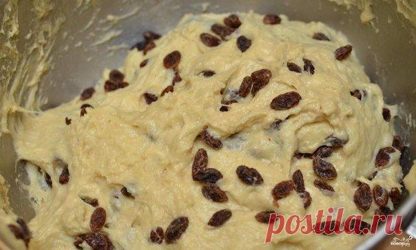 Тесто на куличи

Ингредиенты:
Теплое молоко — 2 Чашки
Сухие дрожжи — 1,5 Ст. ложки
Мука — 5 Чашек
Яйца — 6 Штук
Сахар — 1 Чашка
Ванилин — 2 Чайных ложки
Сливочное масло — 200 Грамм
Изюм — 1 Стакан

Количество порций: 2
Как приготовить 