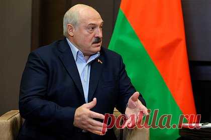 «Если рухнет Россия, мы останемся под обломками». Что Лукашенко рассказал о мятеже Пригожина?. Президент Белоруссии Александр Лукашенко высказался о мятеже ЧВК «Вагнер». По его словам, многие белорусы внимательно наблюдали за происходившими событиями и воспринимали их эмоционально, потому что «отечество у нас одно». Белорусский лидер также приказал привести армию страны в полную боевую готовность.