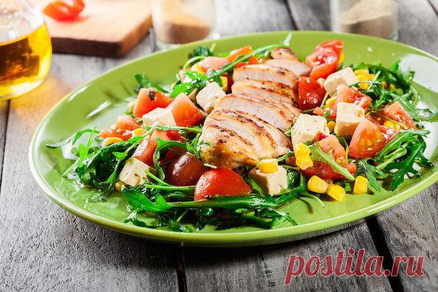 Едим на ночь: 8 продуктов для ужина, которые помогут сбросить вес