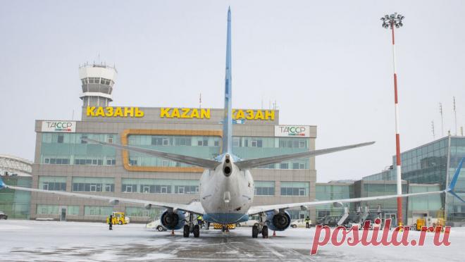 Два российских аэропорта возобновили работу. В аэропортах Казани и Чебоксар сняты ограничения на прием и выпуск воздушных судов. Об этом сообщил пресс-секретарь Росавиации Артем Кореняко в своем Telegram-канале. "Ограничения вводили для обеспечения безопасности полетов", ...
