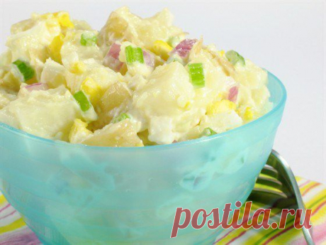 Салат с картофелем и сыром рокфор