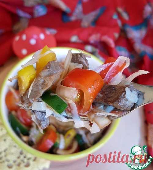 Салат мясной 