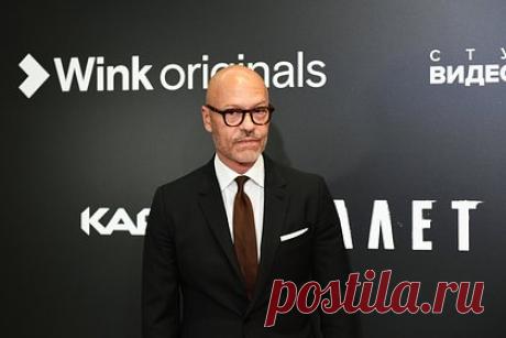 Леонид Агутин рассказал об алкоголизме Федора Бондарчука. Российский певец Леонид Агутин рассказал о том, что режиссер Федор Бондарчук страдал от алкогольной зависимости. Исполнитель поделился, что у них было схожее отношение к алкоголю, а кинематографист перестал пить с друзьями, так как после употребления спиртного на мероприятиях мог уйти в запой на две недели.