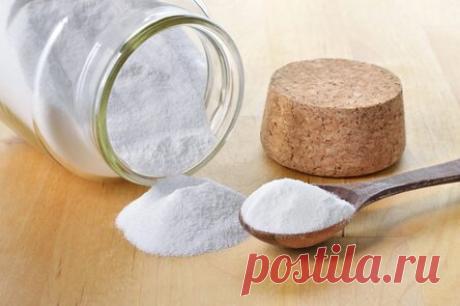 Прачка с 30-летним стажем открыла мне глаза: Чтобы идеально отбелить даже самую старую вещь, смешай соду