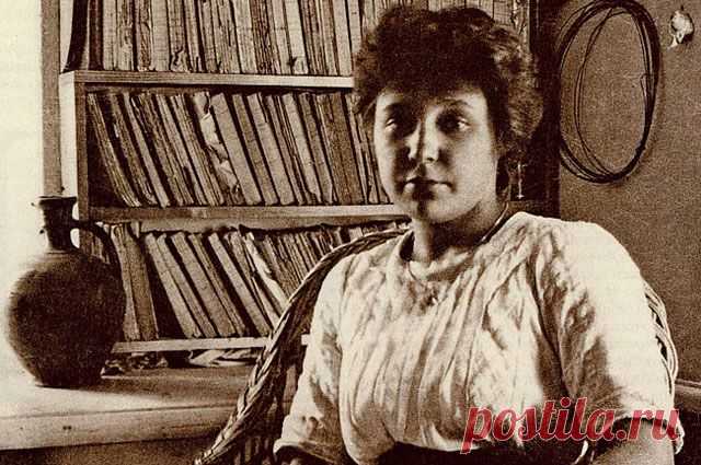 «Убийство от режима». Как погибла поэт Марина Цветаева 75 лет назад – 31 августа 1941 года – покончила с собой Марина Цветаева. Последние дни её жизни были связаны с малыми городами на Каме – Елабугой и Чистополем, где с началом войны оказались многие эва…