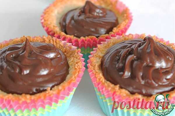 Шоколадный пудинг в кокосовых корзинках. Автор: Esenija