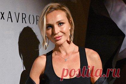 Полина Гагарина опубликовала видео без штанов