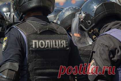 В Киевском городском совете начались обыски. Государственное бюро расследований (ГБР) Украины пришло с обысками в городской совет Киева. Об этом сообщил секретарь органа местного самоуправления украинской столицы Владимир Бондаренко. По его словам, все подлежащие обыску документы следователям уже были представлены добровольно.