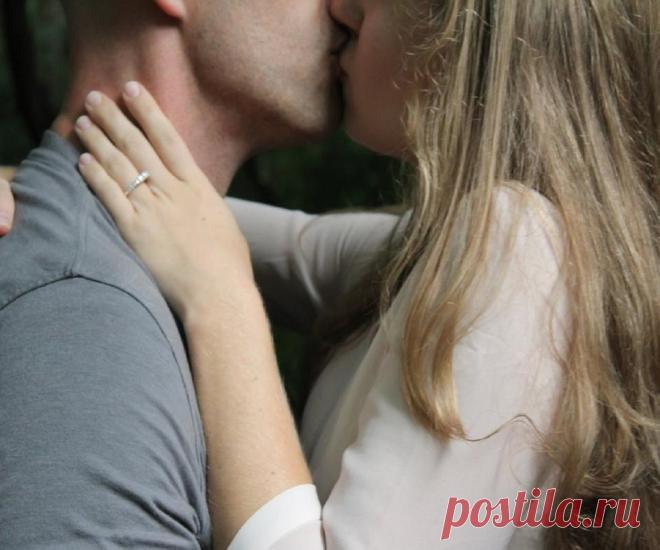 Приворот на расстоянии: сильные заговоры на присушку парня и девушки, правила проведения обряда + тексты заклинаний. Как сделать приворот на парня на расстоянии в домашних условиях без последствия самостоятельно? Как сделать приворот на парня на расстоянии в домашних условиях без последствия самостоятельно? Самостоятельно приворожить любимого или любимую можно двумя способами. Нужно сделать любовный приворот по фотографии или приворот на личные вещи человека.