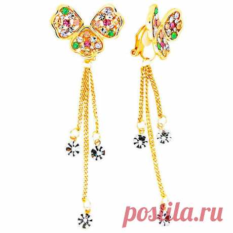 Клипсы под золото Tutti Frutti
Описание
Материал: металл под золото, кристаллы Swarovski. Размер клипс: 7,1 x 2,2 см. Изделие гипоаллергенно.