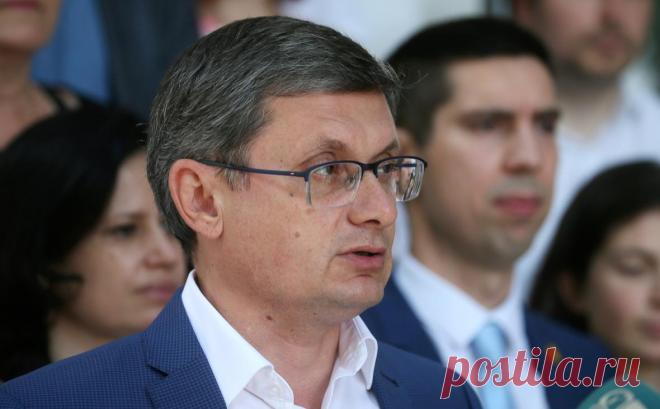 В Молдавии заявили о большом числе «российских шпионов». Молдавия «набита» шпионами из России по обе стороны Днестра, считает спикер парламента республики Гросу. Он анонсировал внесение в парламенте закона, который расширит полномочия спецслужб. Гросу возглавляет партию власти в стране