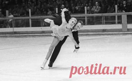 Прах фигуристов Белоусовой и Протопопова захоронят в Санкт-Петербурге. Двукратный олимпийский чемпион по фигурному катанию Олег Протопопов умер в ноябре 2023 года в Швейцарии. Его прах захоронят вместе с прахом супруги в Санкт-Петербурге ориентировочно 11 сентября