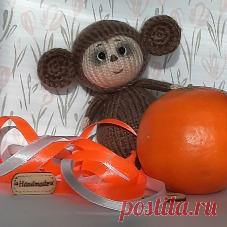 А вот кто к нам приехал в коробке с апельсинами)
#игрушки_спицами_чебурашка #чебурашка2023 #игрушки_LoveKathyToys