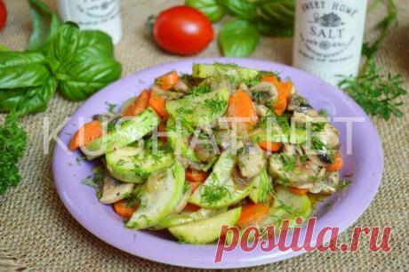 Кабачки тушеные с грибами. Пошаговый рецепт с фото - Кушать нет