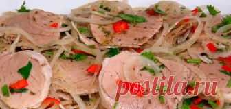 Сочная мясная закуска с маринованным луком Такая закуска первой улетает с праздничного стола!