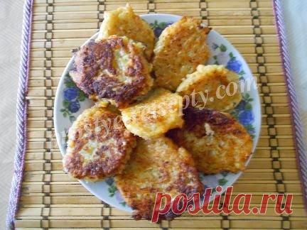 Капустные котлеты: рецепт с фото пошагово Постные котлеты из капусты - рецепт с фото. Сытные, вкусные, полезные и экономные котлетки из овощей к вашему столу для обеда, ужина и завтрака.