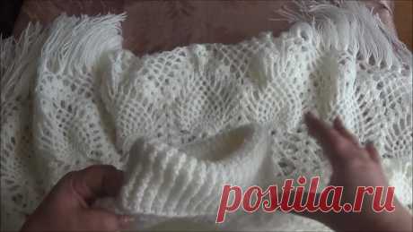 Белое пончо с ананасами . Часть 1