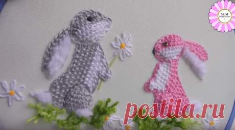 Милые зайки. Интересная техника для объемной вышивки - Домоводство - медиаплатформа МирТесен Умея рукодельничать можно и уже готовые заурядные вещи превратить в уникальные. Youtube | Malina GM Embroidery Например, вот такие милые объемные зайки могут как стать самостоятельной картинкой, так и украсить собой, например, одежду или любую другую вещь. А между тем, чтобы сделать эту