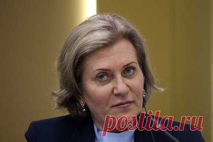 Попова заявила о завозе в Россию случаев «болезни легионеров». В Россию завозят единичные случаи «болезни легионеров». Внутри страны проблем с этим нет, сообщила глава Роспотребнадзора Анна Попова в интервью РИА Новости. Глава федеральной службы подчеркнула, что легионеллез не передается от человека к человеку — инфекцией можно заразиться только через вдыхание водяной пыли.