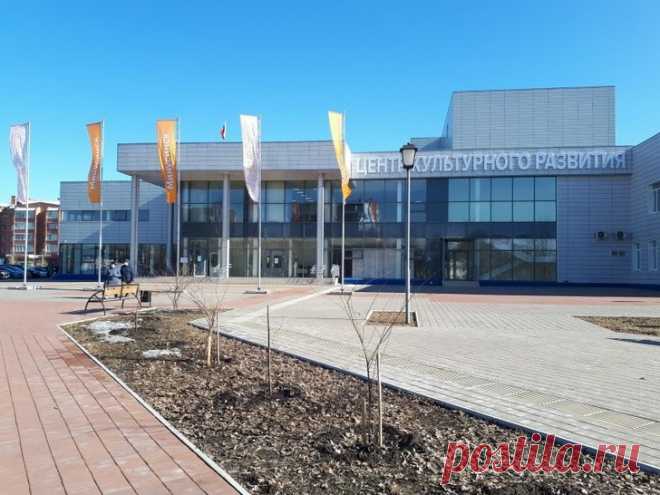 2021 апрель. Новый культурный центр открылся в Минусинске Красноярского края. В новом здании площадью 5294,7 м² имеются: концертный зал на 484 человека; просторная площадка в фойе для проведения выставок, мастер-классов, презентаций; функциональные классы и помещения; арт-зона; конференц-зал с современным мультимедийным оборудованием