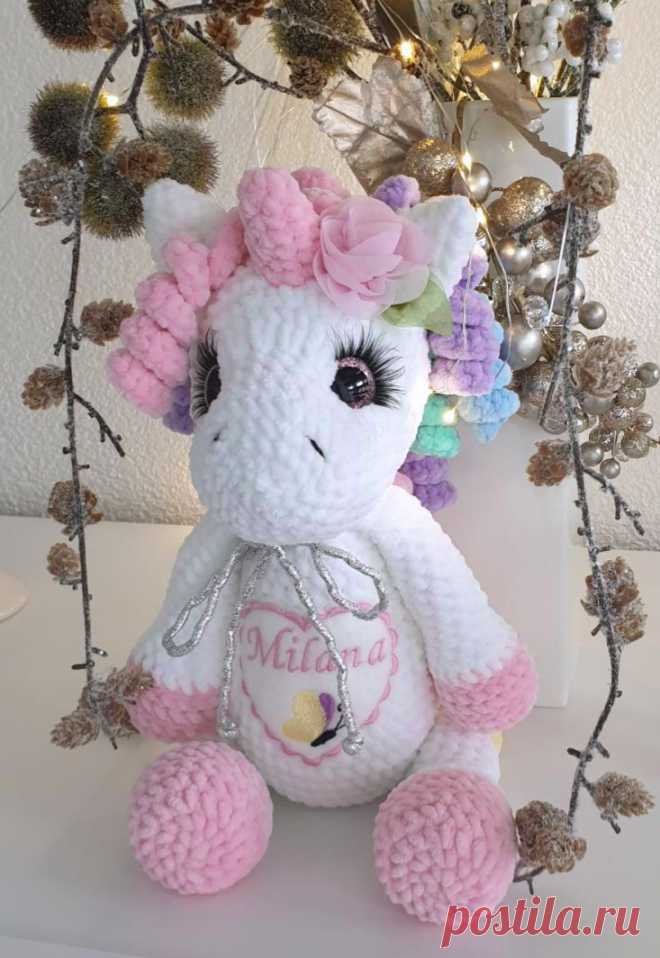 PDF Волшебная Единорожка крючком. FREE crochet pattern; Аmigurumi animal patterns. Амигуруми схемы и описания на русском. Вязаные игрушки и поделки своими руками #amimore - большой плюшевый единорог, единорожка из плюшевой пряжи.
