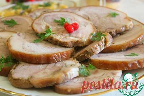 Рулет из рульки с рыжим соусом - кулинарный рецепт