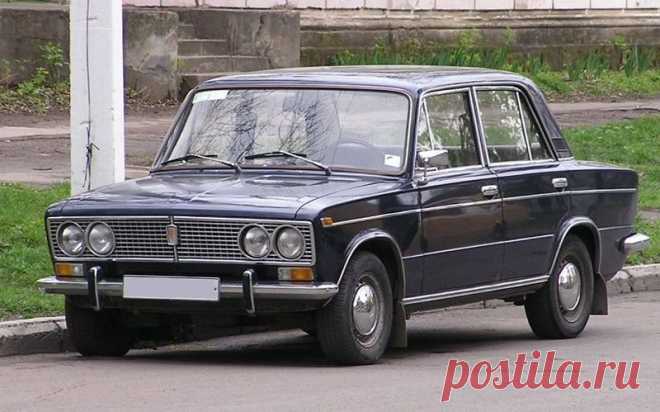 File:Vaz 2103.jpg — Wikimedia Commons