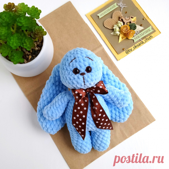 PDF Зайка Кнопка крючком. FREE crochet pattern; Аmigurumi animal patterns. Амигуруми схемы и описания на русском. Вязаные игрушки и поделки своими руками #amimore - заяц из плюшевой пряжи, плюшевый зайчик, кролик, зайчонок, зайка, крольчонок.