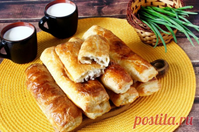 Пирожки с мясом: слоёные пирожки-трубочки с сочной начинкой - Жизнь планеты Пирожки с мясом в виде слоеных трубочек, по моему рецепту получатся ароматными и невероятно сочными. Вы потратите меньше часа на приготовление этой выпечки. Пирожки с мясом: ингредиенты 300 (триста) гр …