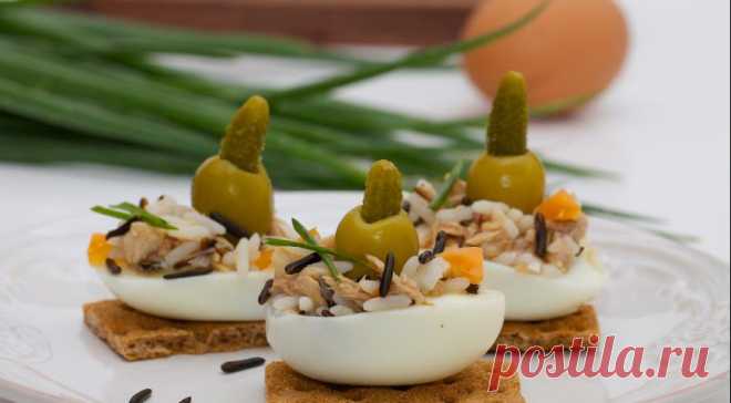 Вкусная закуска из разноцветного риса и яиц | Вкусные рецепты